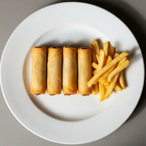 Kids Spring Roll & Chips 